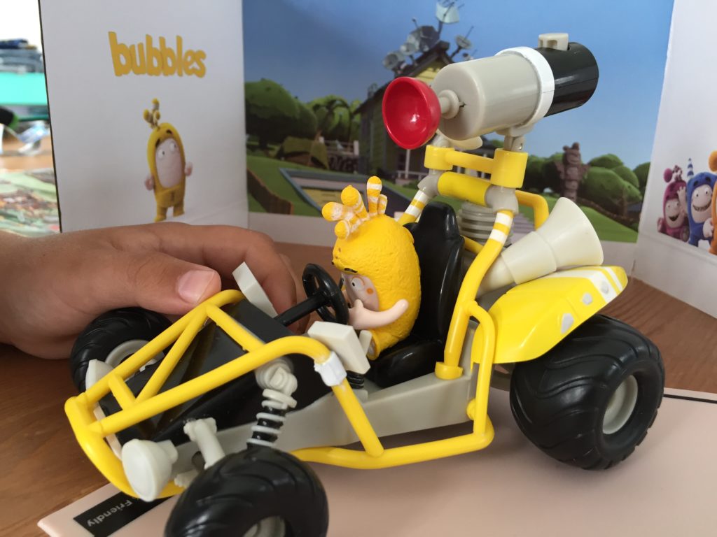 Oddbods Fahrzeug mit Bubbles