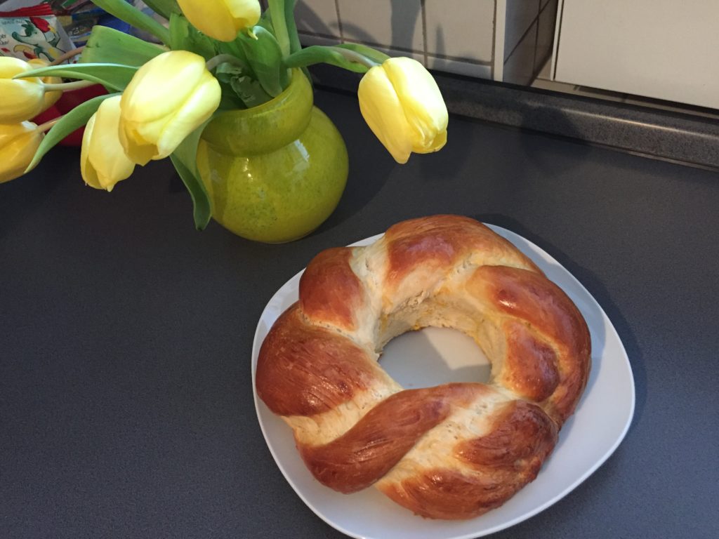 so lecker und zwar nicht nur an ostern: ein hefezopf