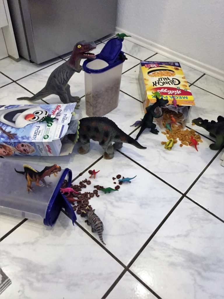 Dinovember: Die Dinos haben sich über die Cornflakes hergemacht