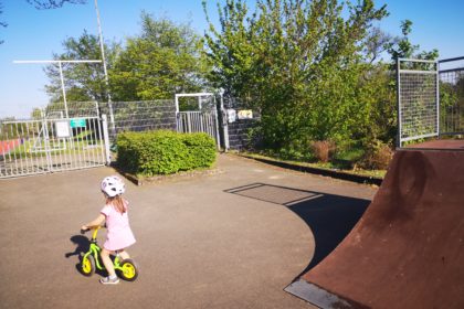 laufrad fahren im frühling