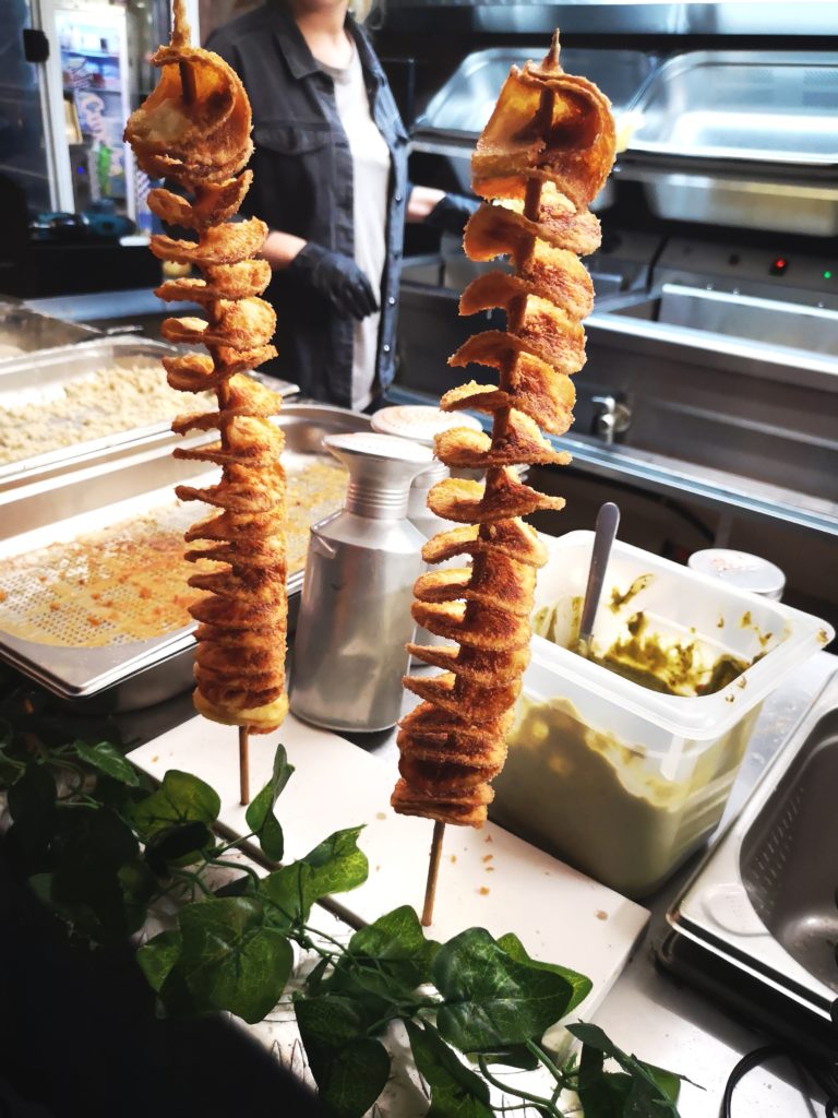 kartoffelspirale auf dem street food festival in koblenz