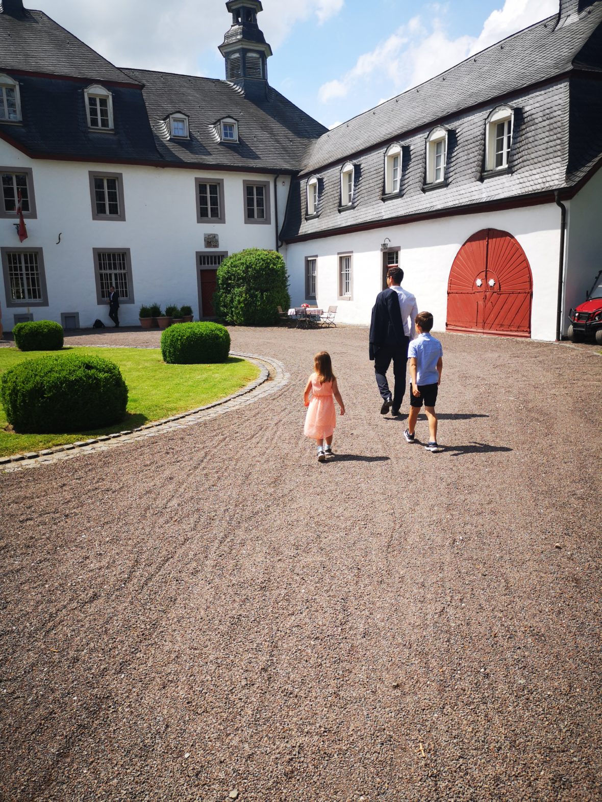 das schloss auel in lohmar