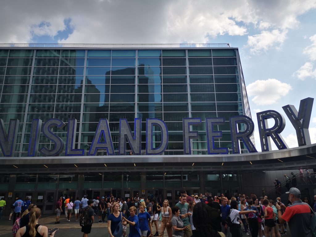 mit der kostenlosen staten island ferry fahren