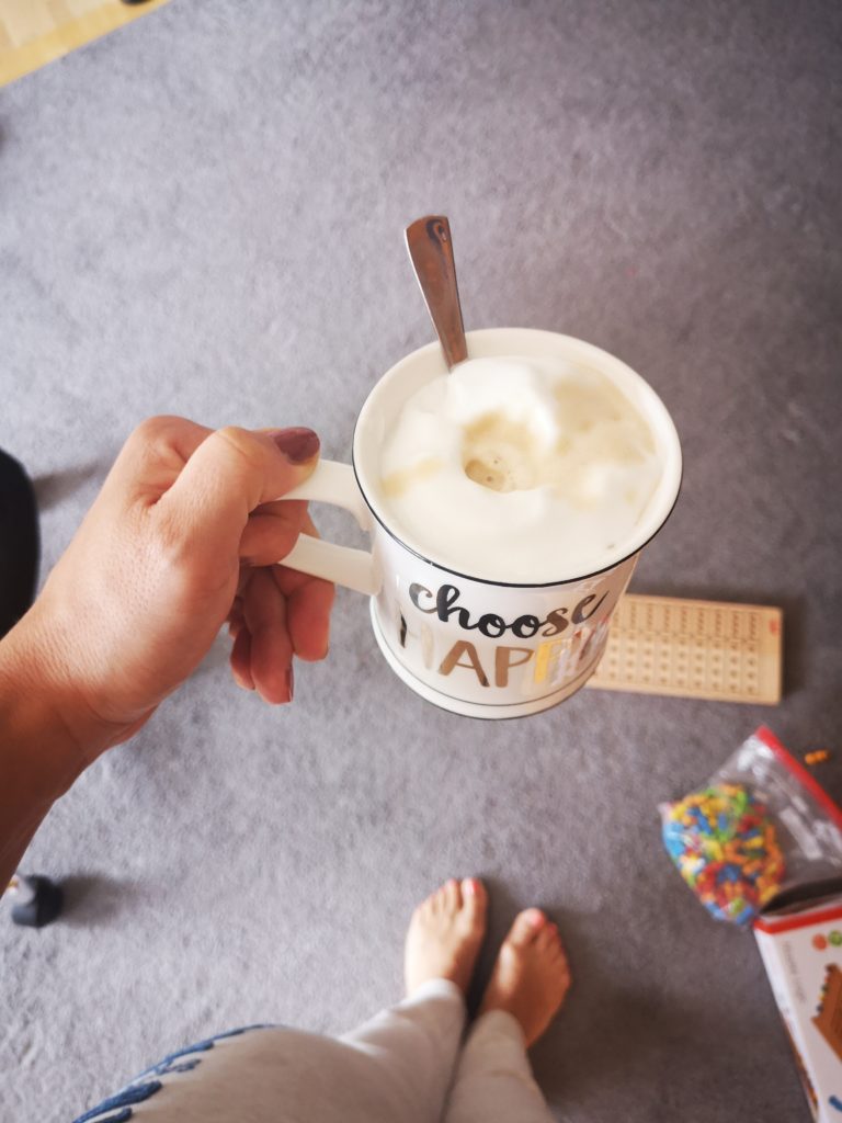 wochenende bedeutet kaffee und jede Menge sxpielzeit