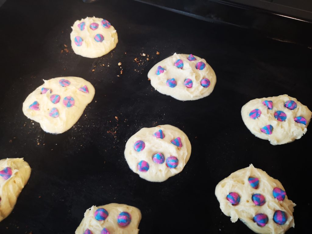 cookies mit rainbow drops