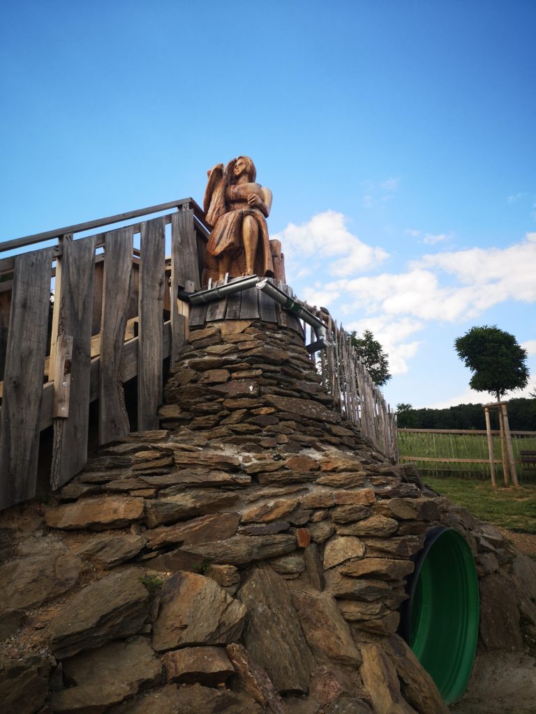 spielplatz neben der sommerrodelbahn 