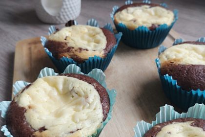 brownie cheesecake muffins