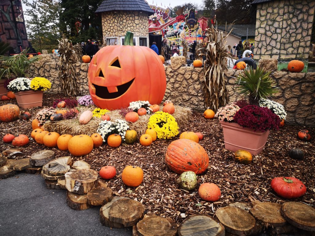 herbstdekoration im taunus wunderland