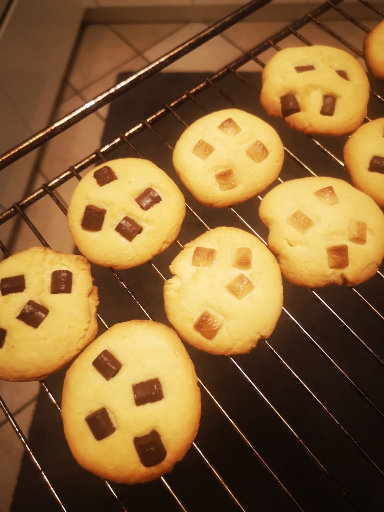 chocolate chip cookies