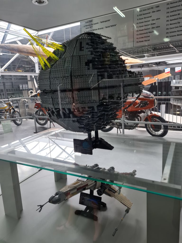 Der Lego Todesstern im Technikmuseum Speyer 