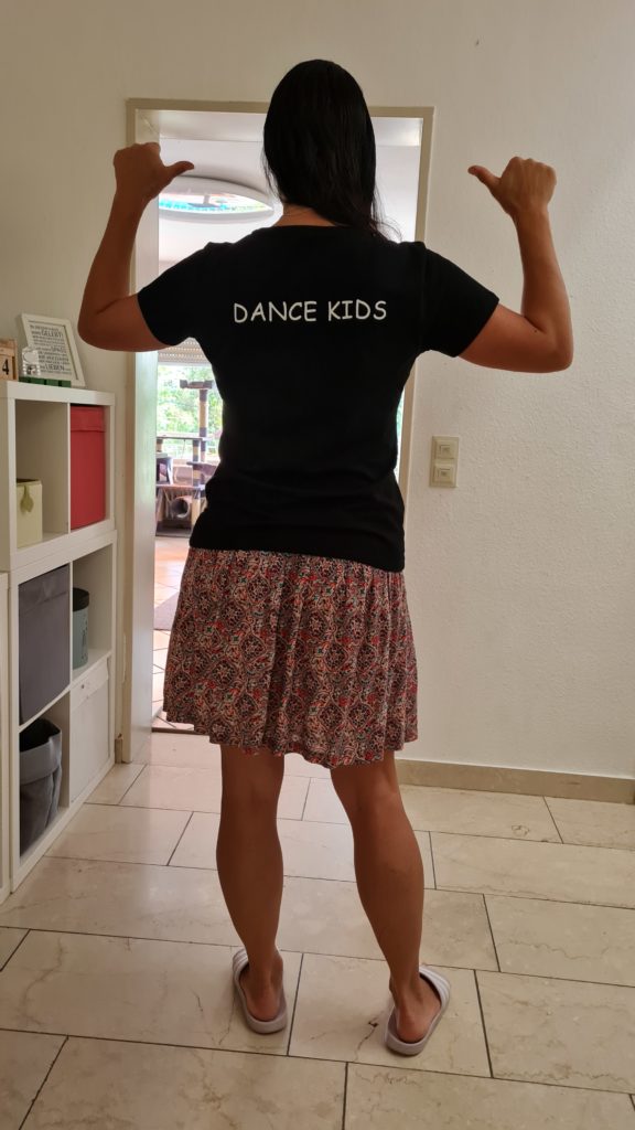 tanztrainerin dajana im dance kids shirt