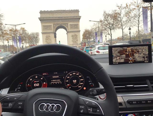 nach paris mir dem audi sq7