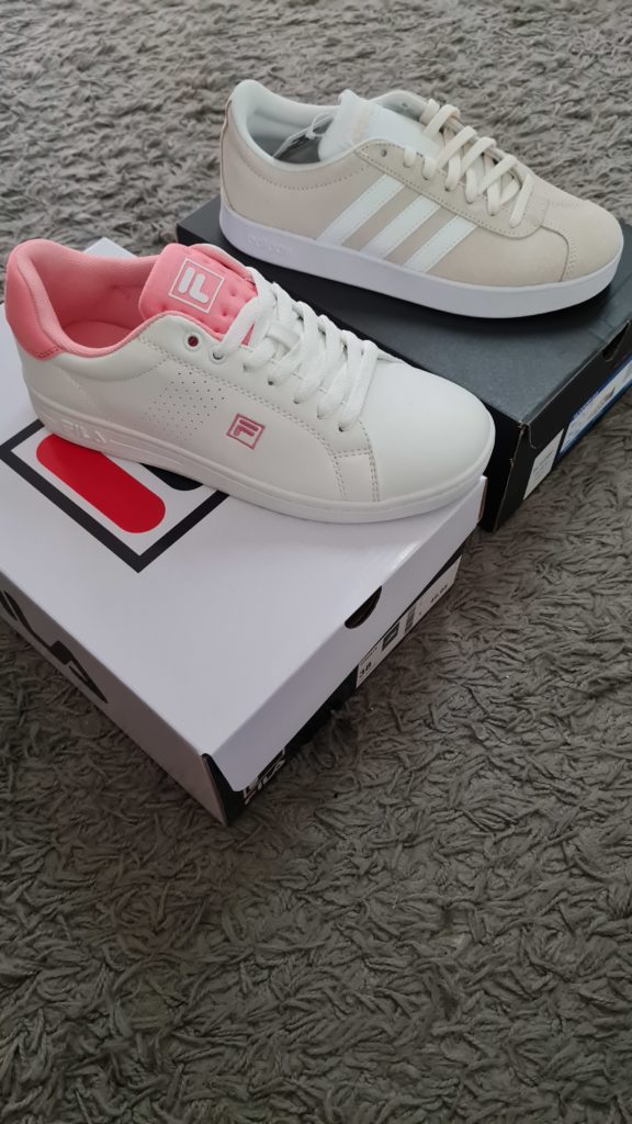 fila sneaker in weiß und rosa von reno