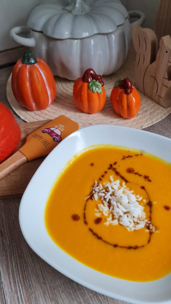 Kürbissuppe mit Kokosmilch und Ingwer