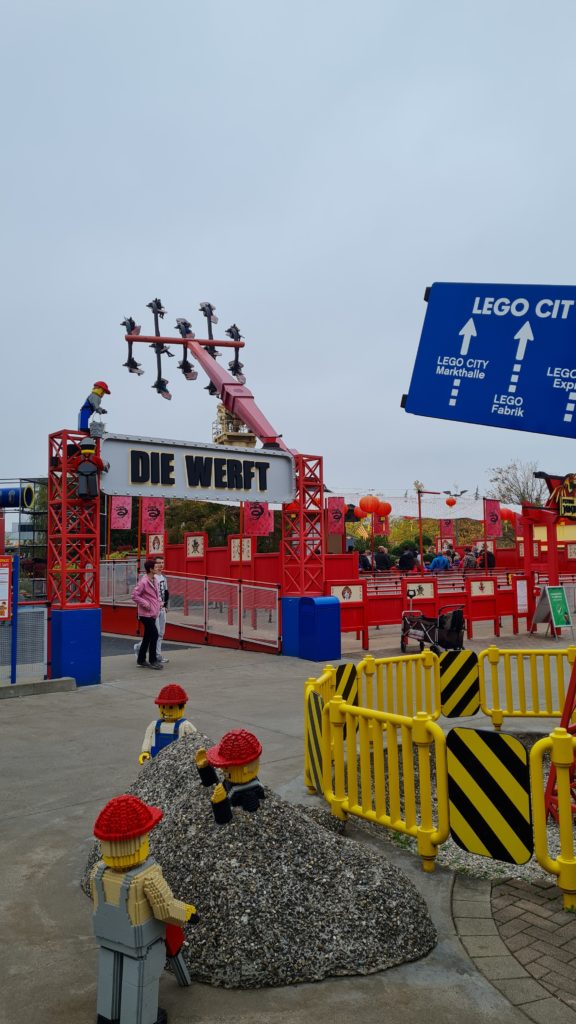 Flying Ninjago Fahrt im LEGOLAND Deutschland