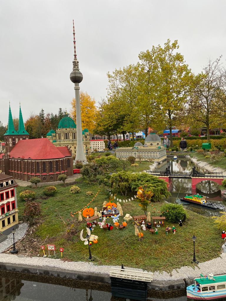 die LEGO Miniatur Berlin Welt im LEGOLAND Deutschland