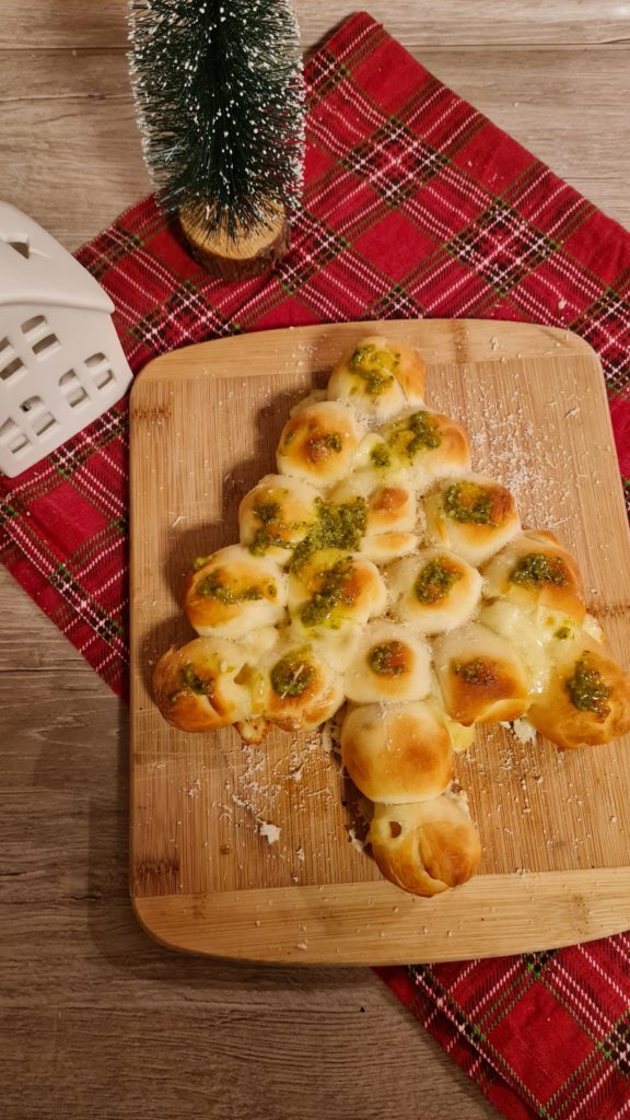 pizzateig-käse-tannenbaum