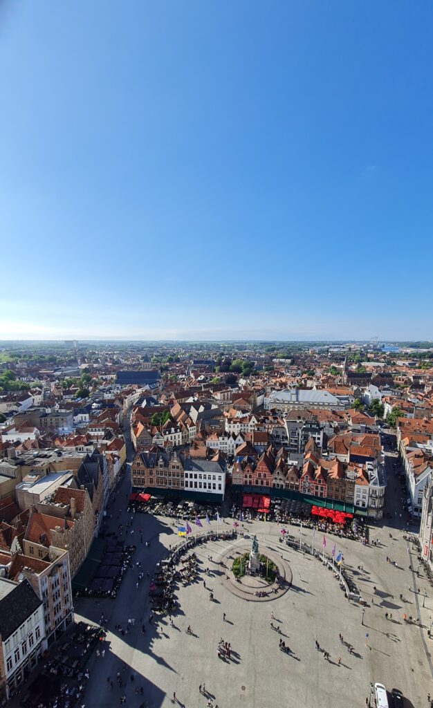 Brügge Städtetrip: Aussicht auf  den Grote Markt vom Belfried