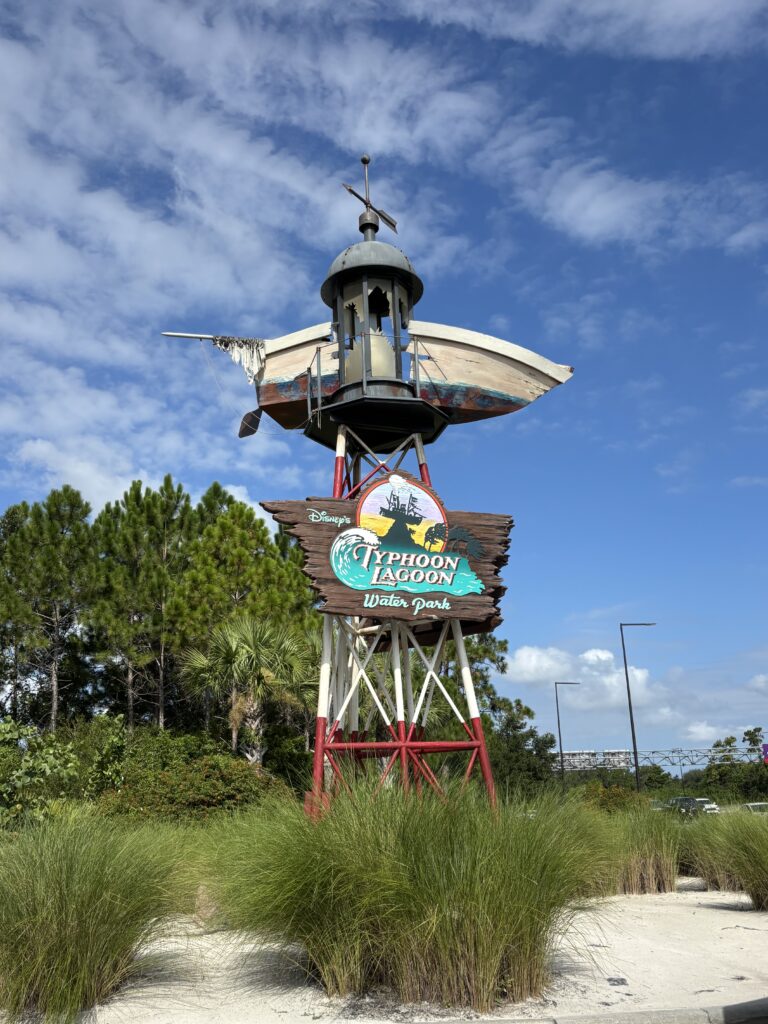 Typhoon Lagoon entführt Besucher in ein tropisches Inselparadies