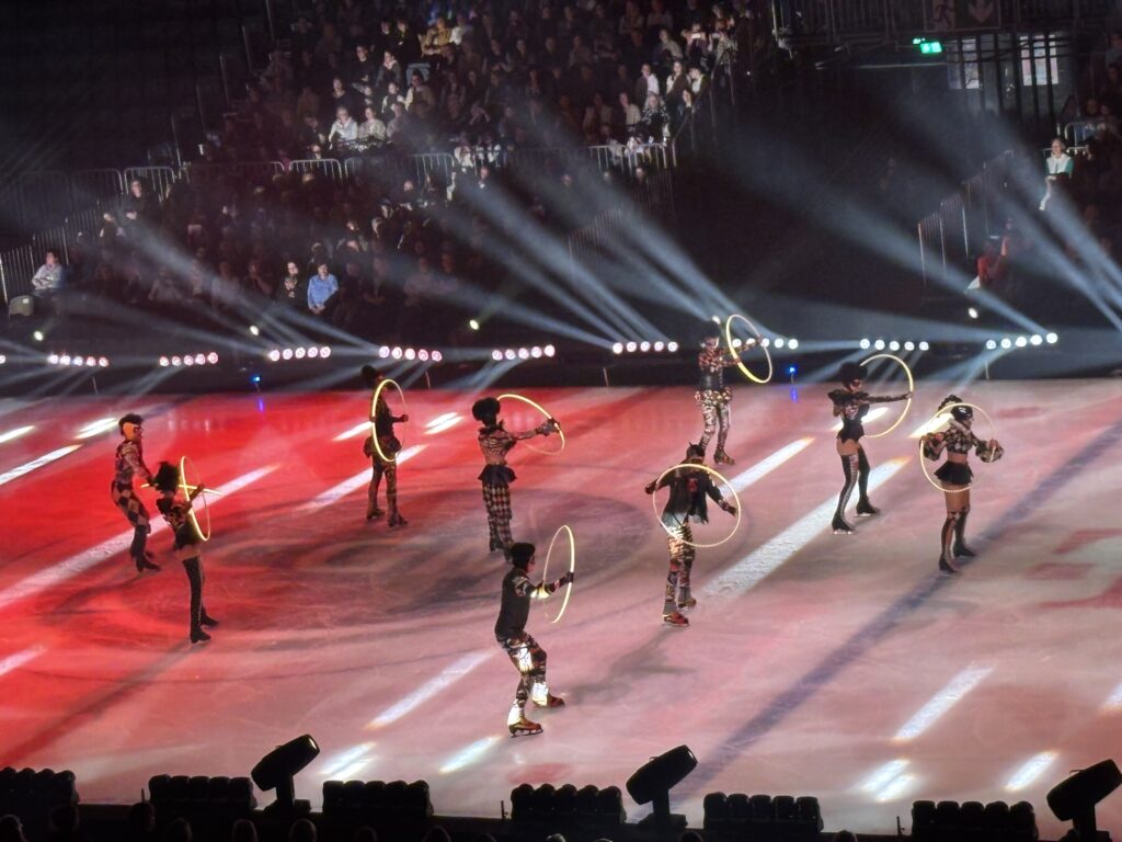 holiday on ice köln "cinema of dreams"