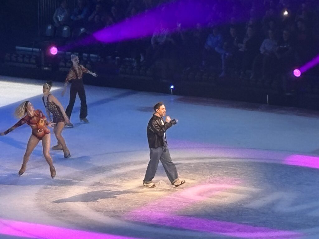 Max Giesinger live bei Holiday on Ice Köln