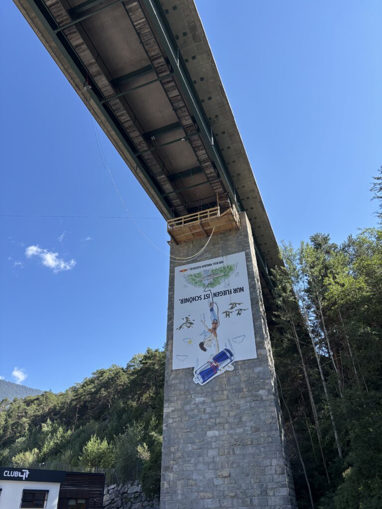 Die Plattform für Mega Swing und Flying Fox.